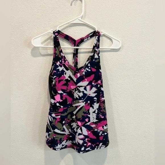 LULULEMON Fast Lane Singlet Racerback Tank. Size 2 - Picture 3 of 10